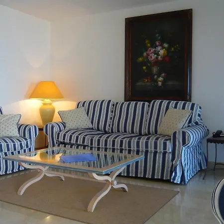 Апартаменты Relais De La Reine Croisette *